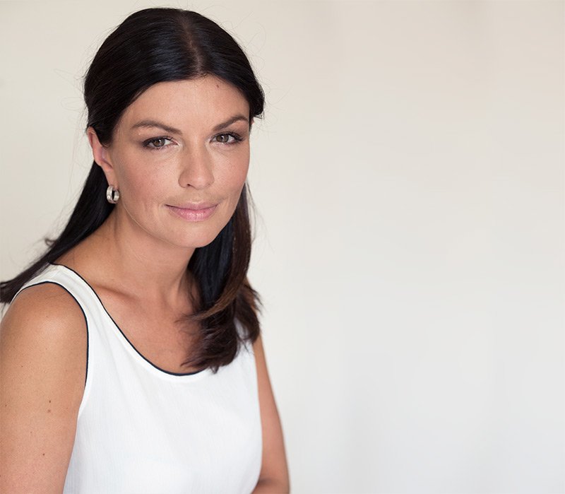 Dr Roxana Aldéa Roxana Aldéa